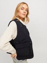 Load image into Gallery viewer, Black Quilted Gilet