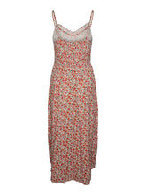 Load image into Gallery viewer, Ditsy Floral Nya Slip Maxi